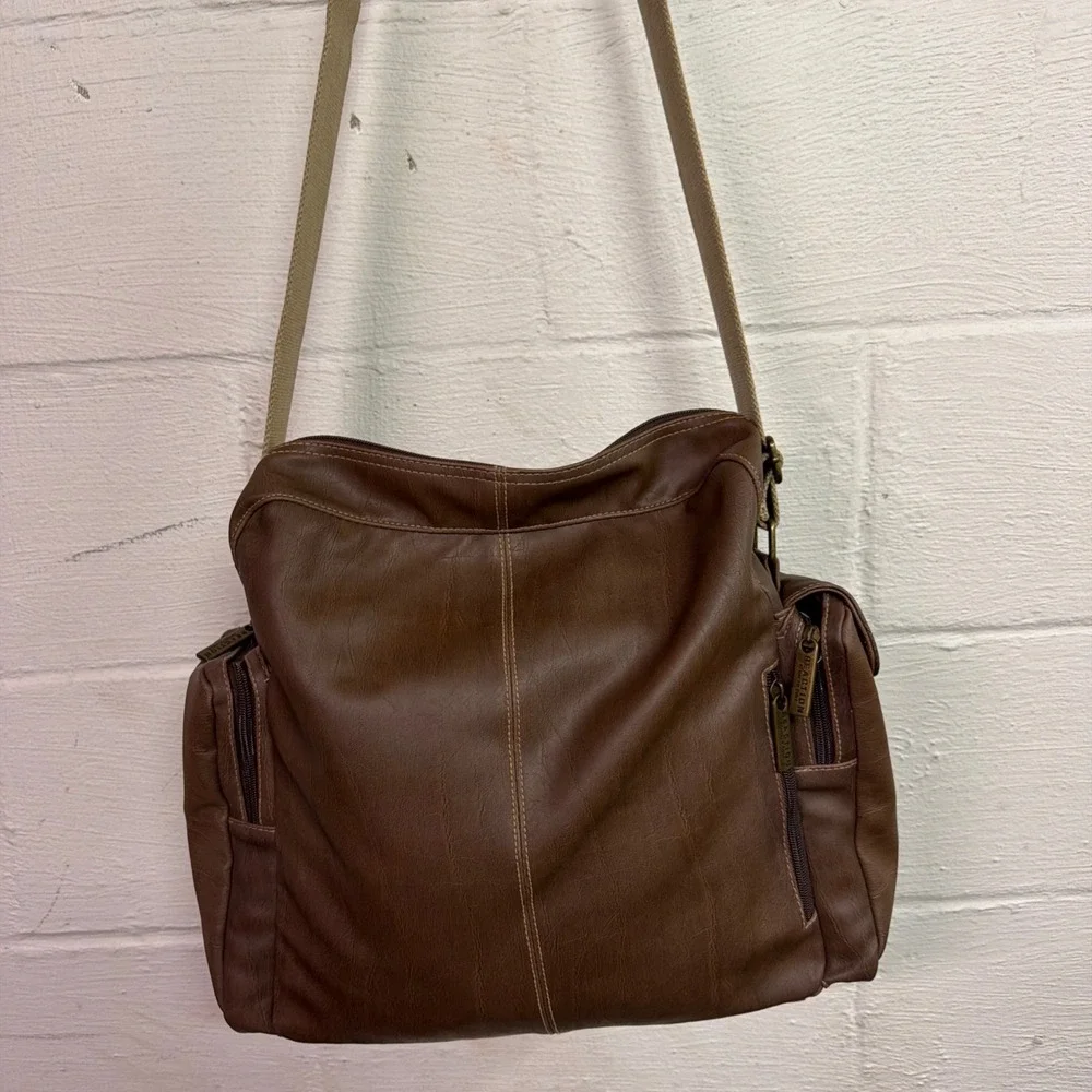 Kenneth Cole Reaction Brown Faux Leather Crossbody Messenger Bag Travel Satchel